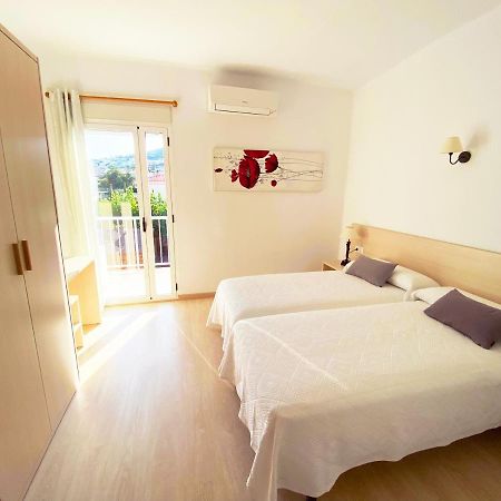 Habitaciones Camping Ferrer Peniscola Ngoại thất bức ảnh