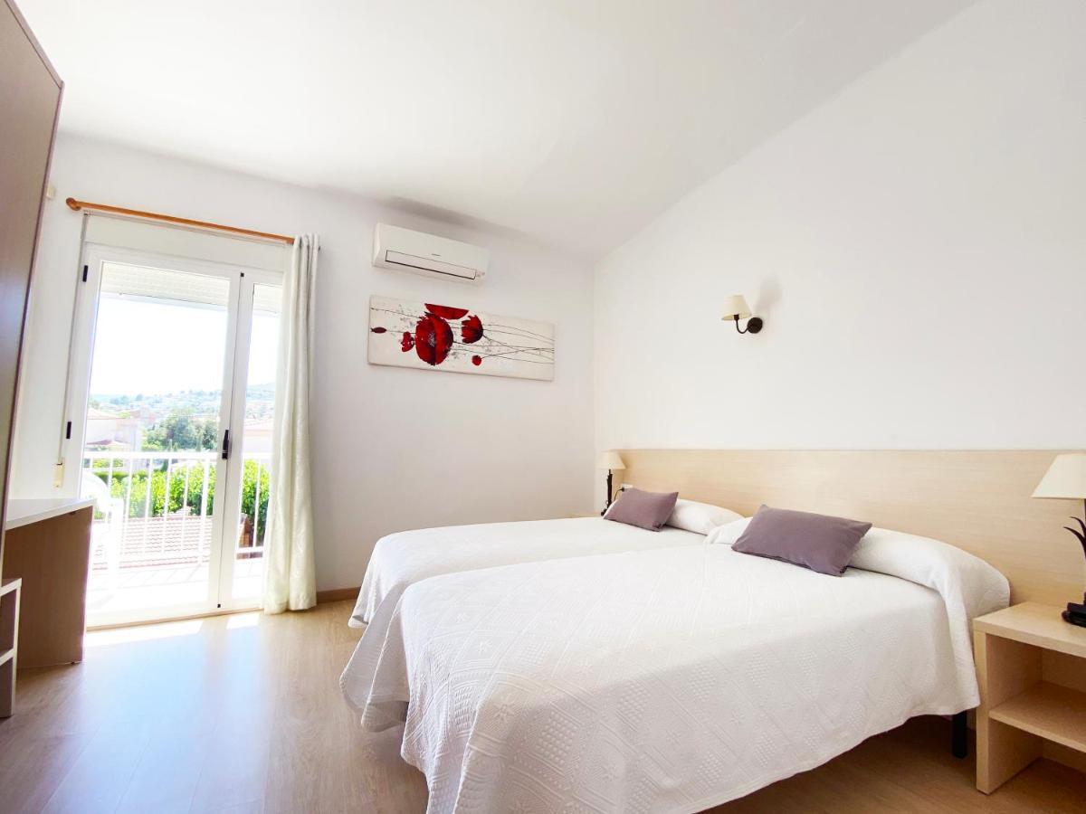 Habitaciones Camping Ferrer Peniscola Ngoại thất bức ảnh
